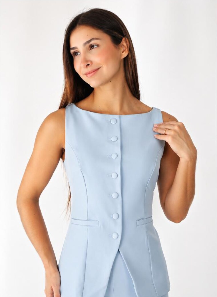 Uniforme médico SASTRE Aurora de Nova Scrubs en Celeste